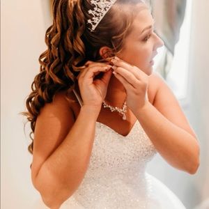 Ball gown  Wedding dress with train size 12